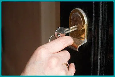 Top Locksmith Services Chandler, AZ 480-447-3298 - 7-door-unlock